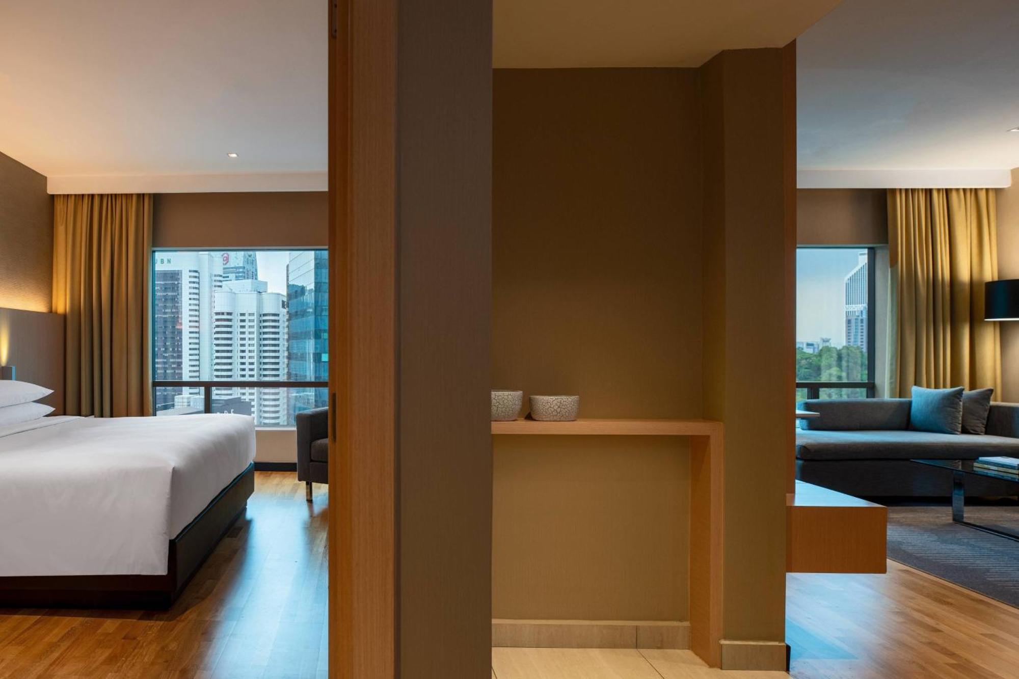 One-Bedroom Suite Club Lounge Access